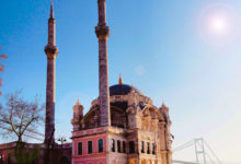 Ortaköy Camii