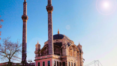 Ortaköy Camii