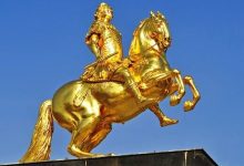 Japon Sarayı Augustus Heykeli