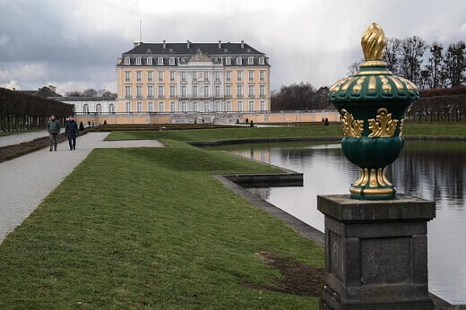 Augustusburg ve Falkenlast Kaleleri