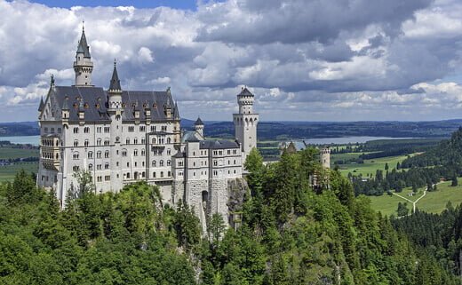 Neuschwanstein Almanya'nın diğer ilgi çeken bölgeleri