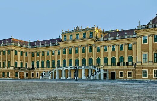 Schönbrunn Sarayı ve Bahçesi