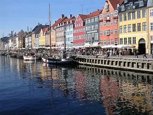 Danimarka Kopenhag nyhavn-turrehberin