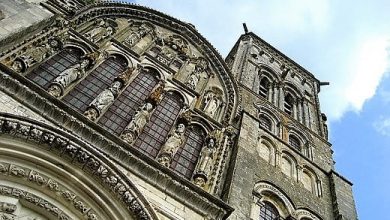 Vezelay Tepesi ve Kilisesi