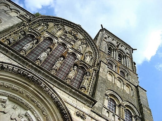 Vezelay Tepesi ve Kilisesi