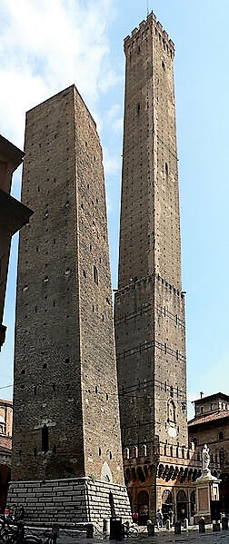 Torre degli Asinelli Torre Della Garisenda