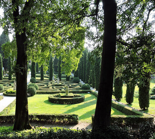 Il Giardino Giusti -turrehberin