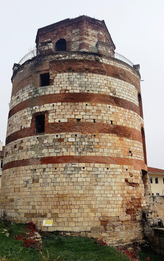 Makedon Kulesi